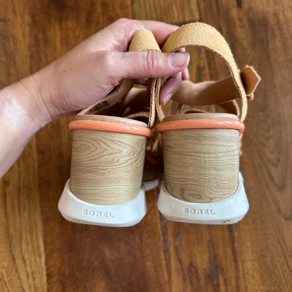 Sorel Joanie III ankle strap wedge, size 9.5 - Picture 4 of 6